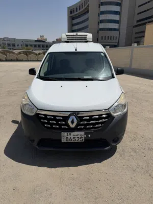 سيارة رينو دوكر موديل ثلاجة 2021