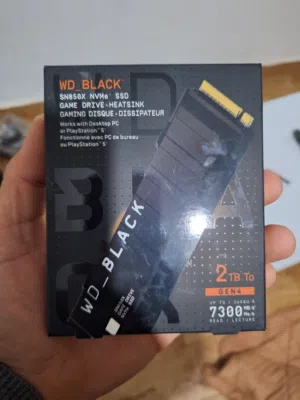WD_BLACK SN850X 2TB NVMe SSD with Heatsink