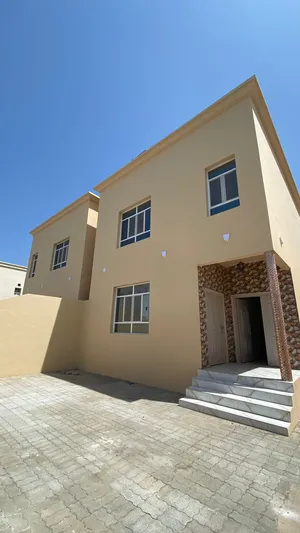 324 m2 5 Bedrooms Villa for Sale in Muscat Al Maabilah