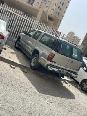 Used GMC Suburban in Farwaniya