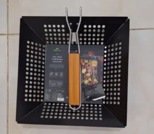 Brand new Non-Stick Grill Basket with Handle - rom Home center