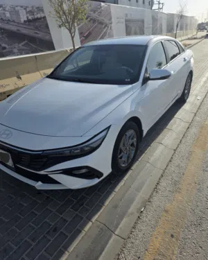 Used Hyundai Elantra in Al Riyadh