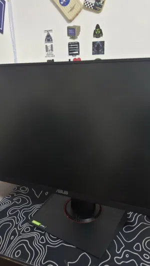 شاشة جيمنج asus