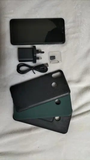 Huawei Y9 64 GB in Muscat