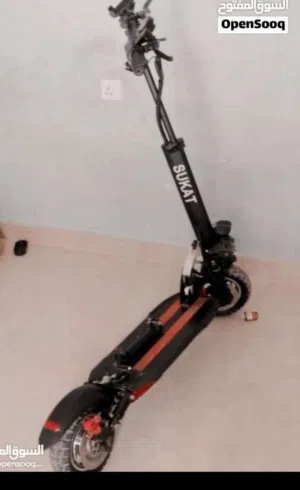 سكوتر للبيع مافيه شي