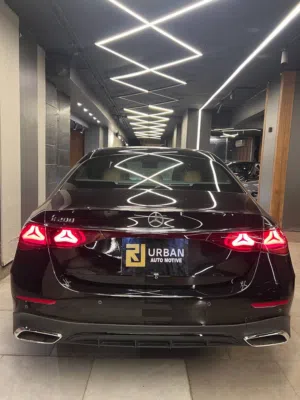 Mercedes E200