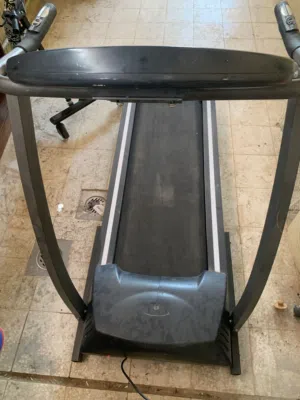 للبيع سير راضي غير شغال.