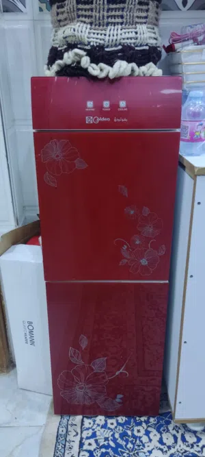 براد ماء كهربائي