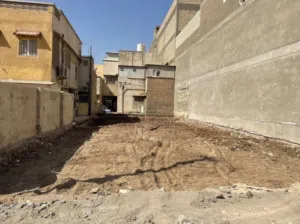 قطعة ارض مميزةللبيع مساحة 100 موقع زيونه