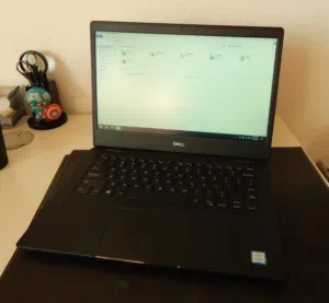 DELL لابتوب الجيل الثامن Cor i5 شاشة 14 انش ( مكتبي )