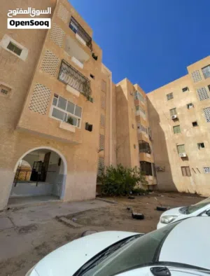 شقة للايجار غوط الشعال شارع 10 عمارات الدور الاول بالقرب من جامع الابرار