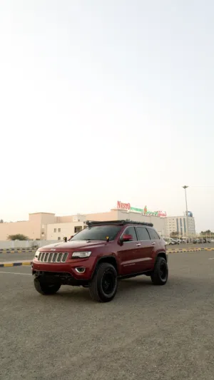 Used Jeep Grand Cherokee in Muscat