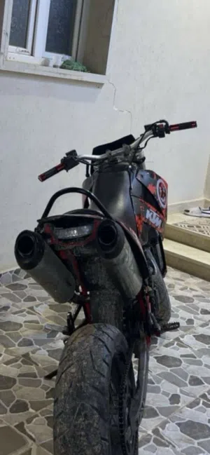 Ktm الله يبارك قوتها 640