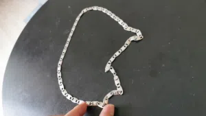 Silver Chain Necklace – Stylish & Clean