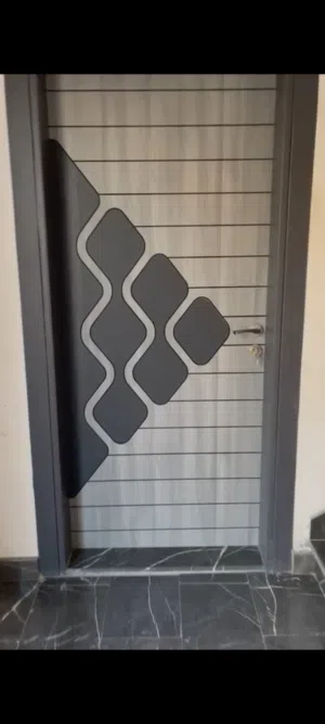 للايجار شقق 4 غرف نوم بالاندلس