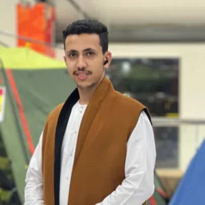آبًوٌ يَوٌسِفُ 