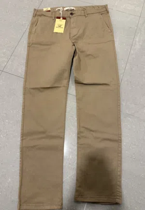 للبيع بنطلون هوليستر وفانليلة كولومبيا جديدين