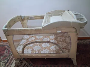 تخت بيبي بخالة جيدة جدا