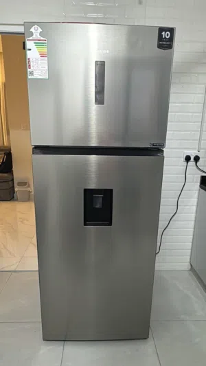 Hisense Refrigerator with Water Dispenser + Touch Control