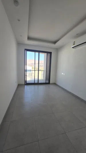 100 m2 2 Bedrooms Apartments for Rent in Muscat Ghubrah