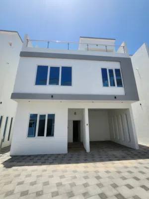 400 m2 5 Bedrooms Villa for Rent in Muscat Madinat As Sultan Qaboos