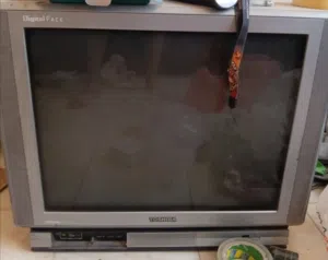 تلفزيون توشيبا شغال للبيع