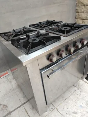 Heavy duty طباخ غاز بحالة ممتازة جدا وبسعر لقطه شرط الفحص ونظافة الجديد ا