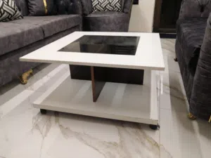 طاولة غرفة ضيوف وصالون