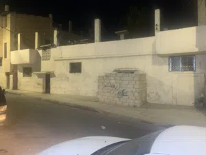 بيت مستقل للبيع