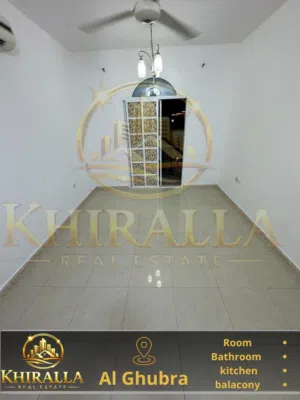 استوديو ببلكونه في الغبرة للايجار وشامل Studio with balcony in Al Ghubra for rent and inclusive