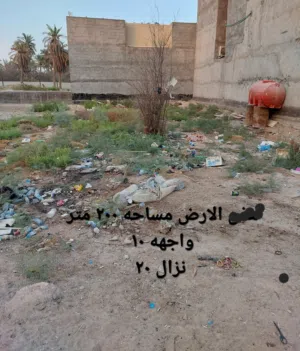 أرض زراعيه 200 م اصوليه صاحب الأرض عراقي  قرب مدارس  البيارق