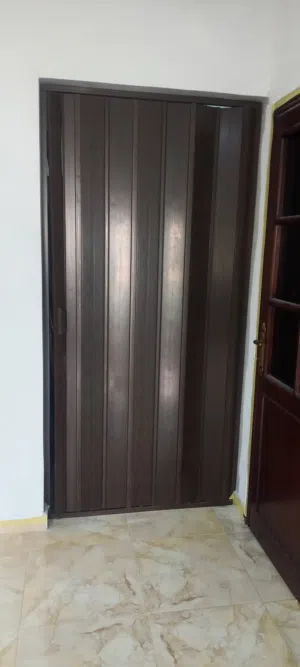 باب اكورديوم بحال الوكالة بعرض 110 × 220