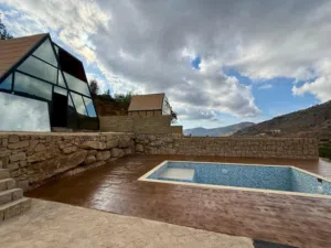 2 Bedrooms . One Bathroom . 400 m21