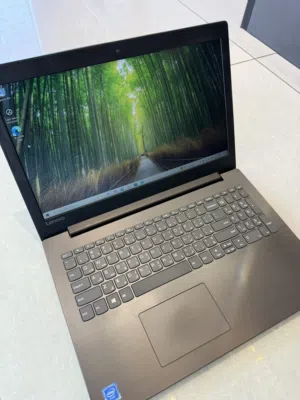 Laptop Lenovo مستعمل بسعررر مميز