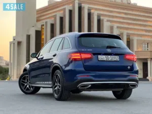 بحالة ممتازة داخلية تان فل ابشن GLC 300 عداد 118 الف