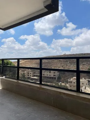 شقه ديلوكس في عين منجد