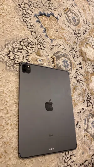 Apple iPad Pro 256 GB in Al Sharqiya