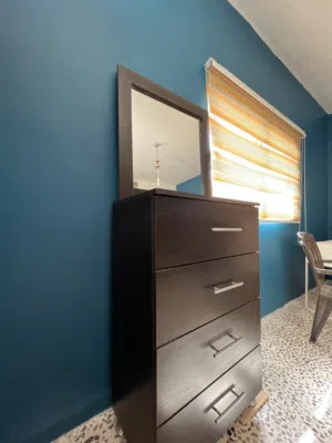 غرفة نوم شباب خشب زان