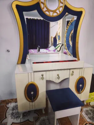 غرفة نوم للبيع
