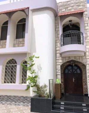 Villa in good condition for sale in Darsait