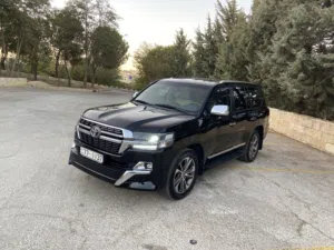SUV Toyota in Amman