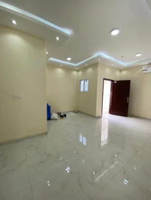 للايجار غرفه صاله حمام مطبخ شامل ماء كهرباء انترنت صيانه ب 2500 شهري الموقع الهيلي
