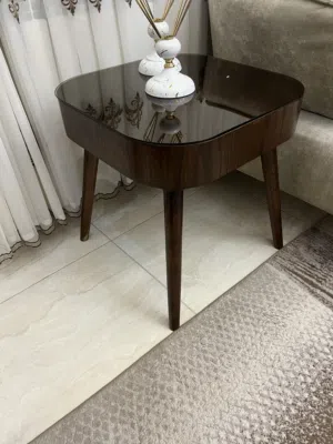 طاولات خشب لغرفه معيشه للبيع