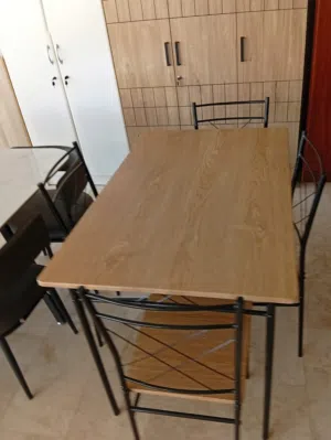 طاوله طعام 4 كراسي