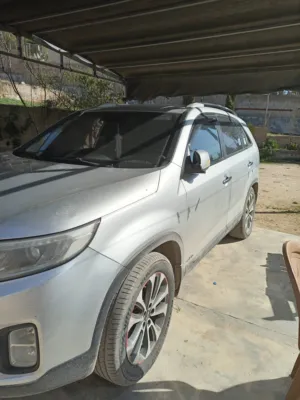 كيا سورينتو 2014 للبيع