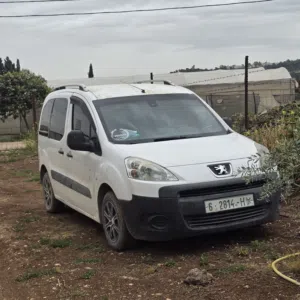 بيجو بارتنر 2011