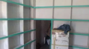 للبيع تخشيبه جاهزه مستخدم نظيف جدا