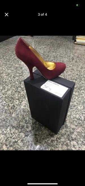 Dolce & Gabbana Lady’s Pumps, Urgent sale BD30, size 38, brand new Original price BD230