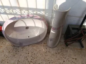 اغراض للبيع