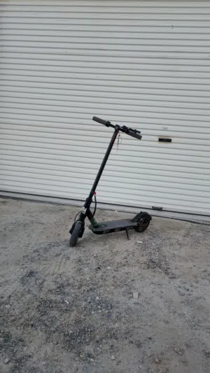 للبيع سكوتر او للتبادل